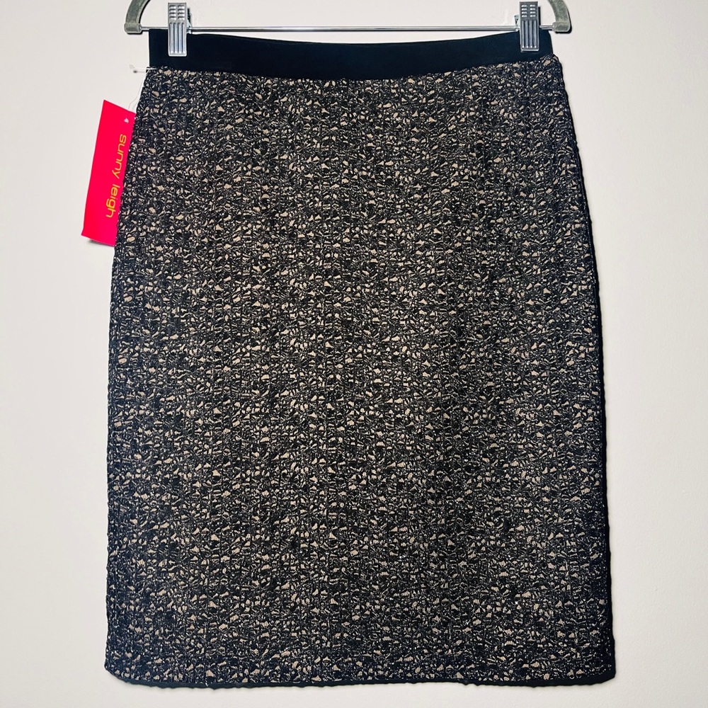 $$SOLD$$ Women’s Lined Skirt Size Small